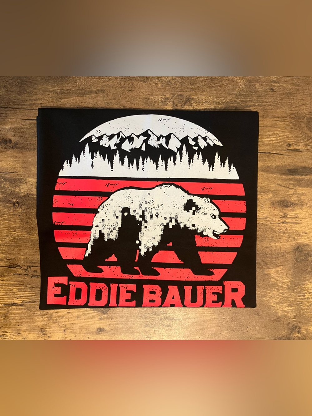 Eddie Bauer graphic T-shirt